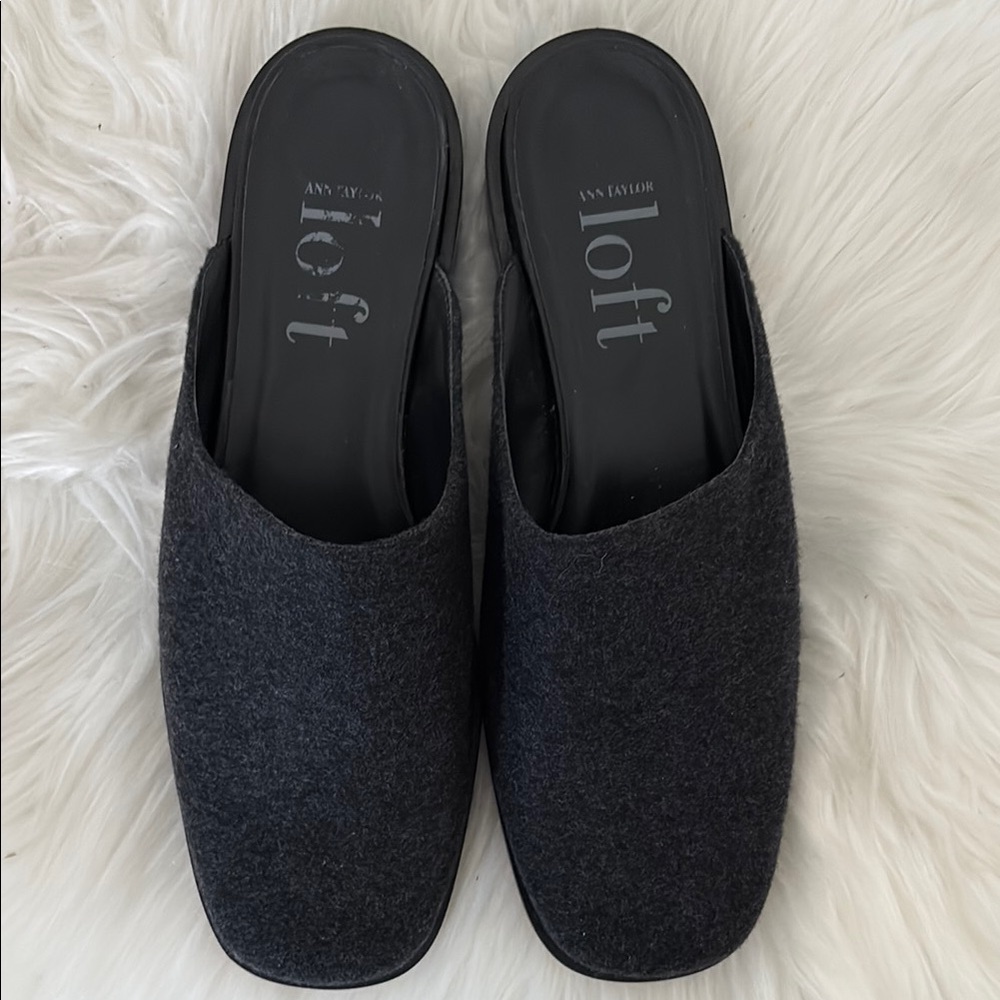 Ann Taylor LOFT Black Slip-On Mules. 7.5